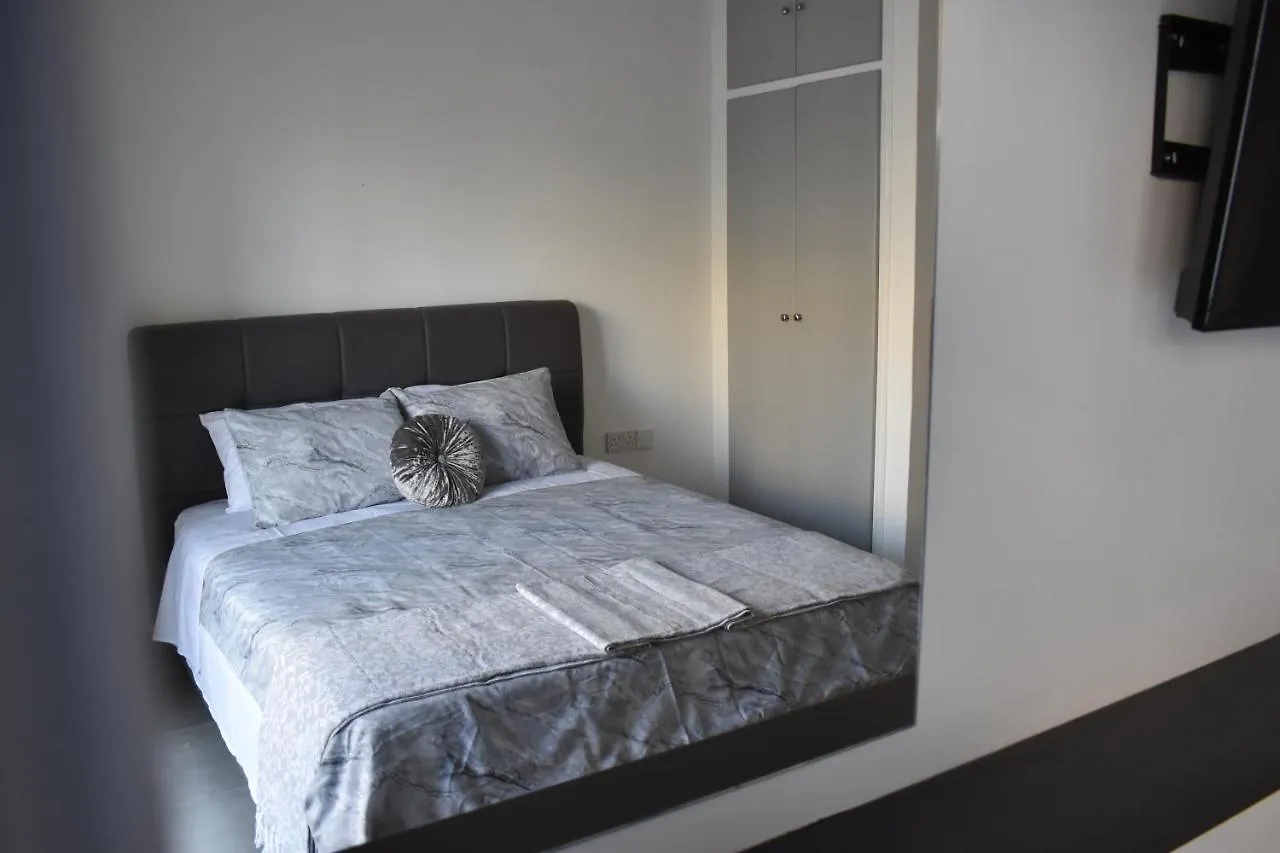 Marias Apartment - In City Centre,Near Beach Larnaca Cyprus