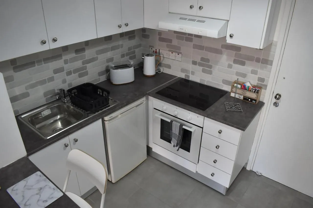 Marias Apartment - In City Centre,Near Beach Larnaca