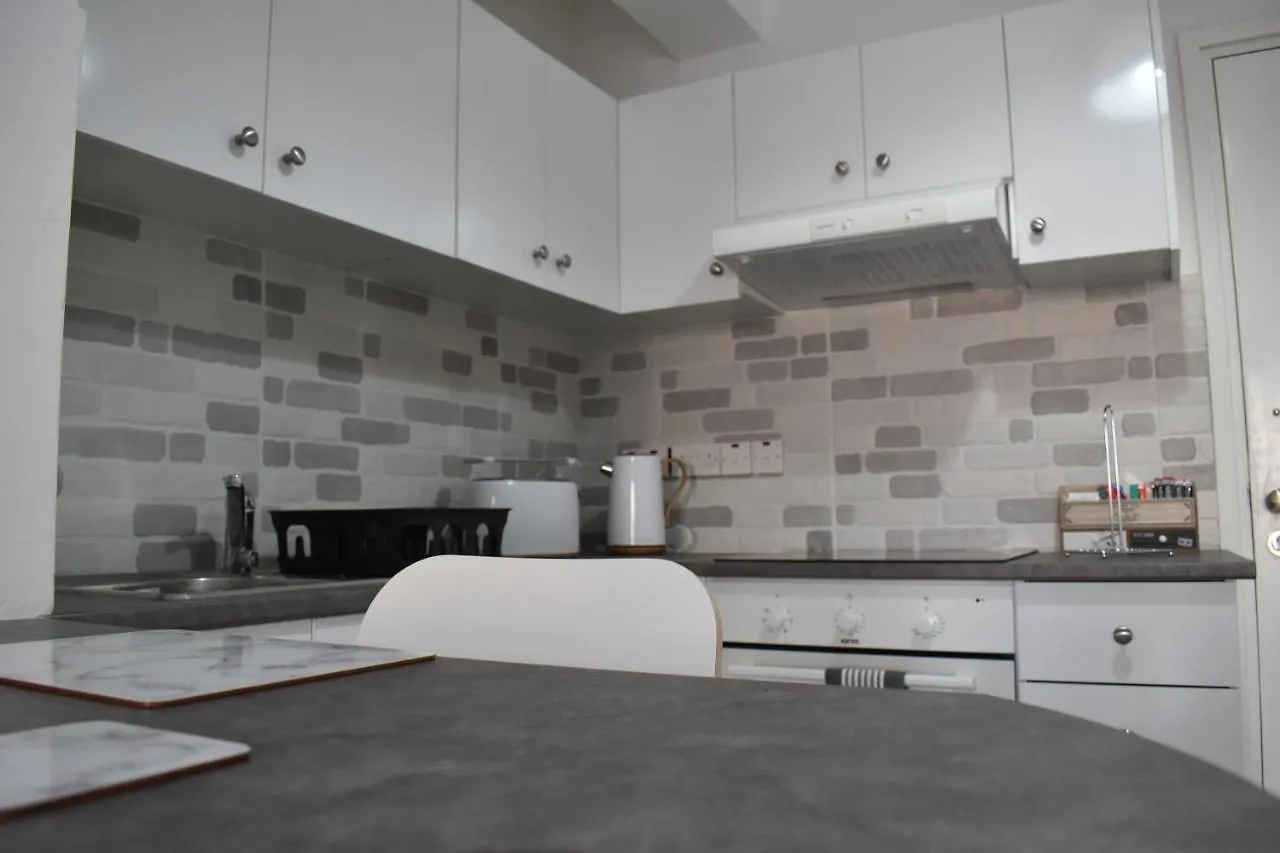Marias Apartment - In City Centre,Near Beach contacts