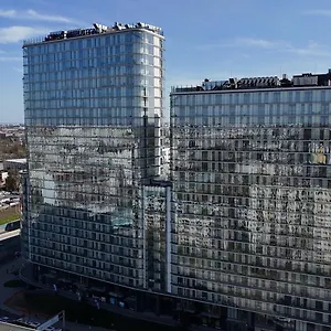 https://gold-apartments-studio.warsawhotelspoland.com